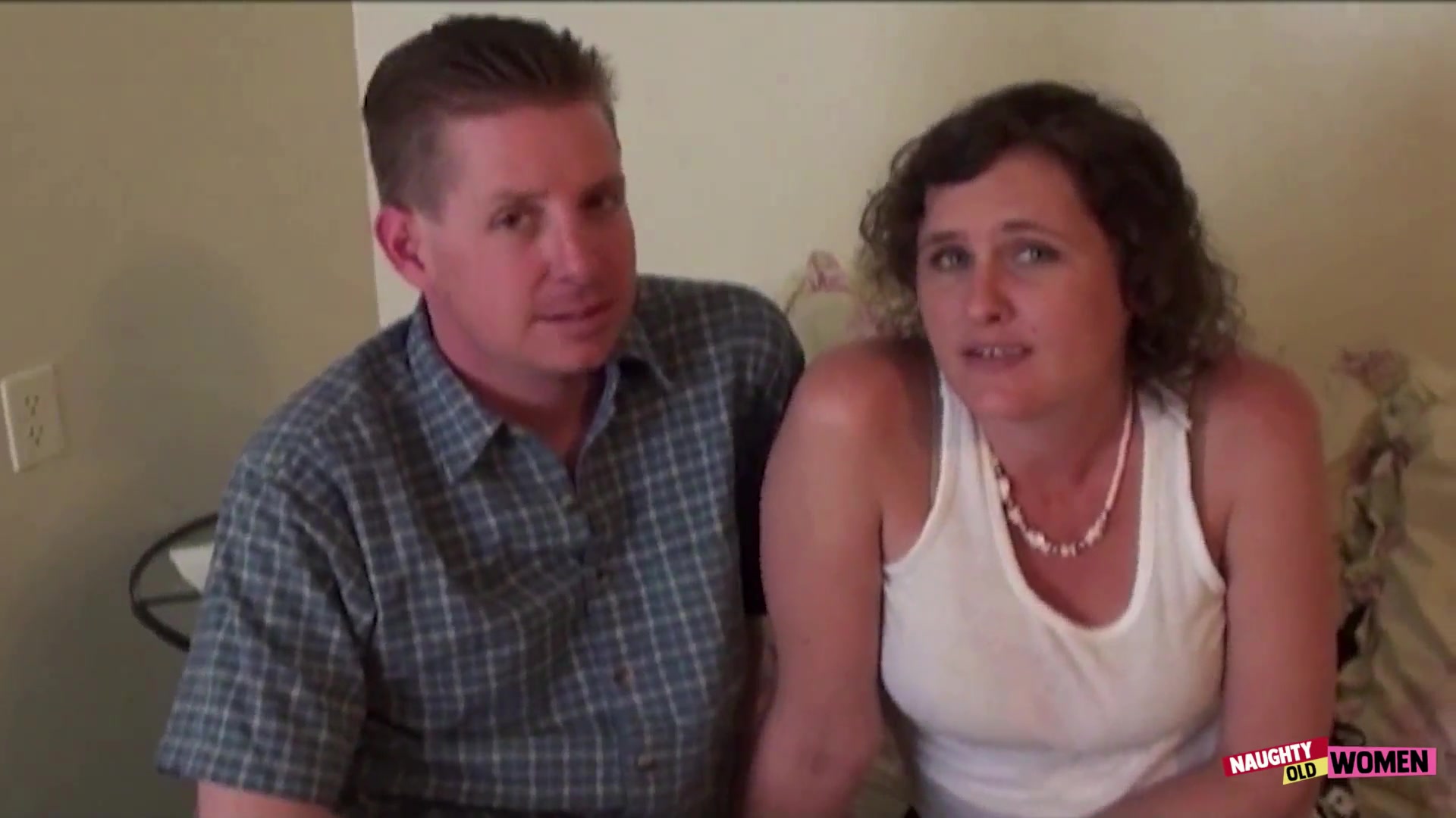 Mommy Son Bed Time - Free MILF Video