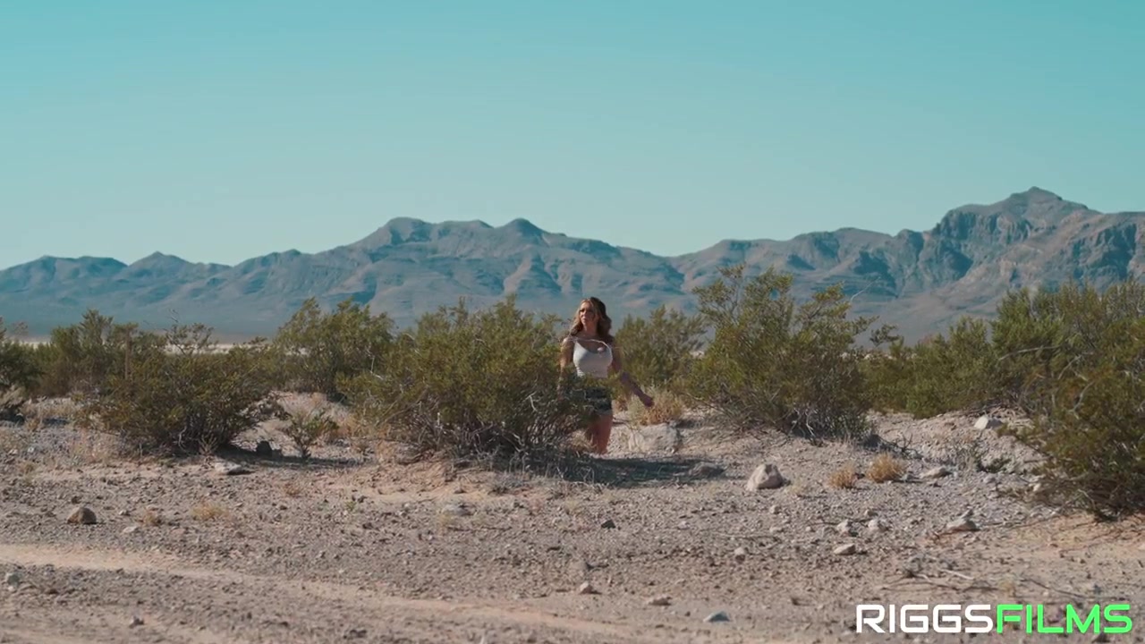 Tiffany Watson Sends Accidental Nudes