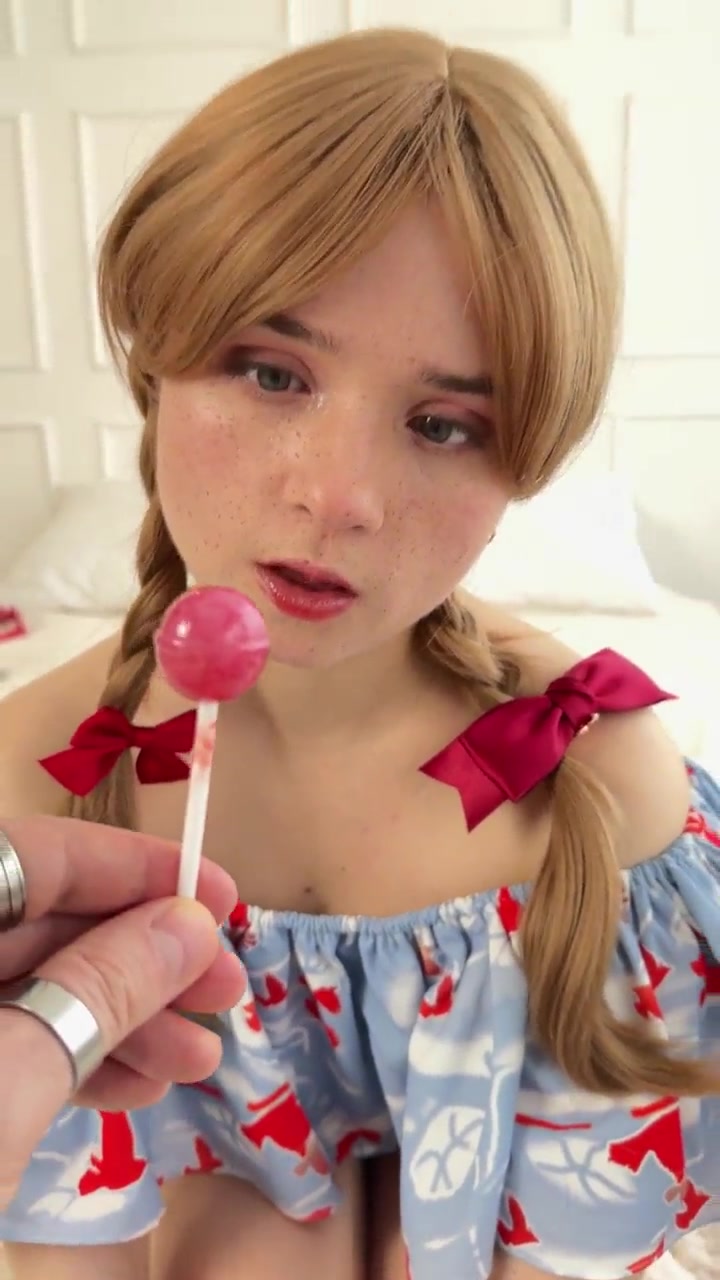 Daddy's Girl Is A Greedy Slut - Free MILF Video
