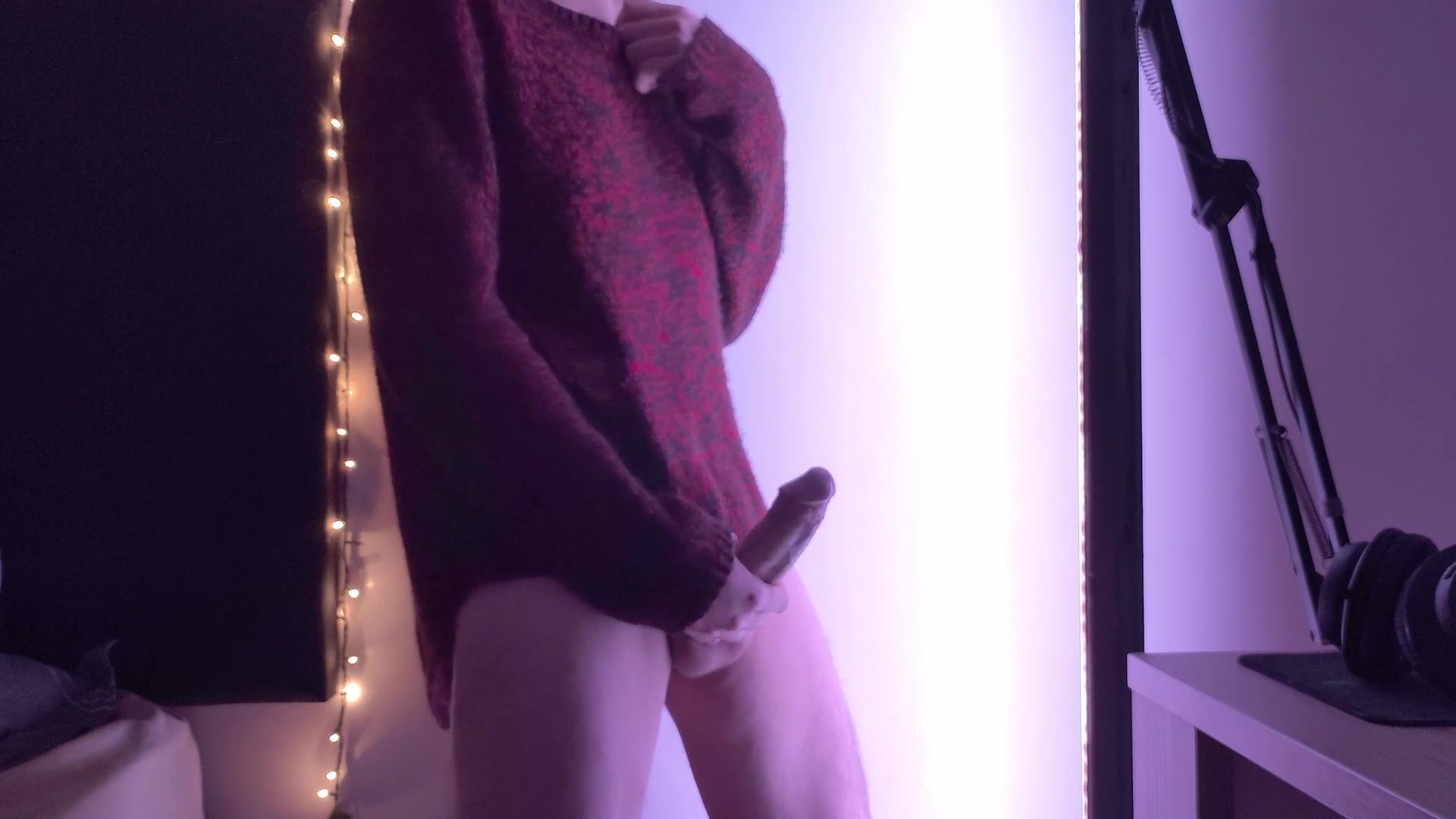 Son Sends His Mom His Dick Pic - Free MILF Video