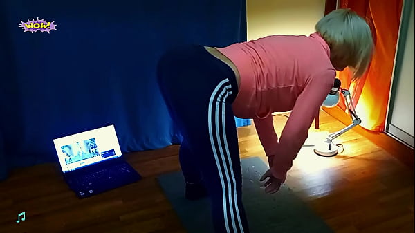 Watching Mummy - Free MILF Video