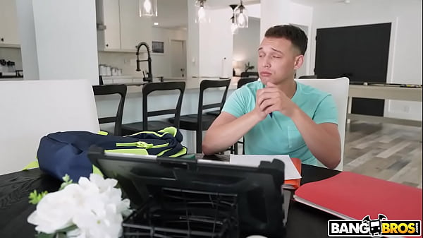 Brother Explains Birds And Bees - Free MILF Video