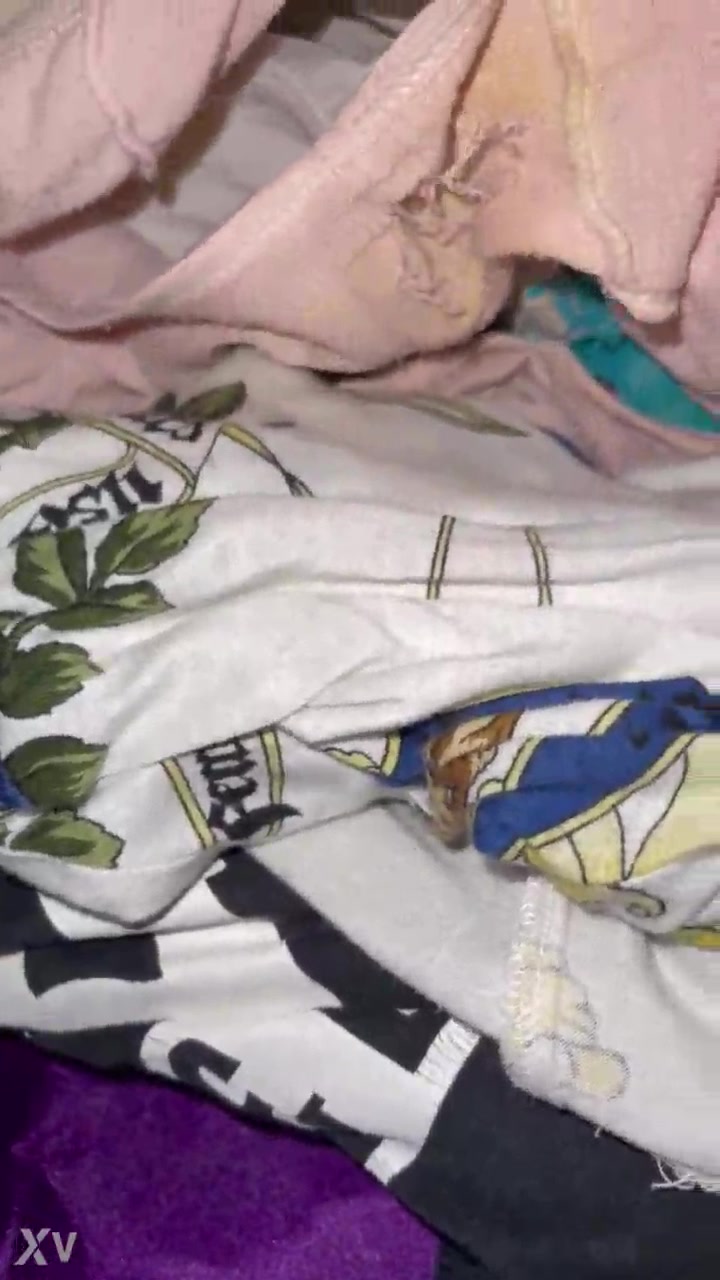 Dirty Laundry - Free MILF Video