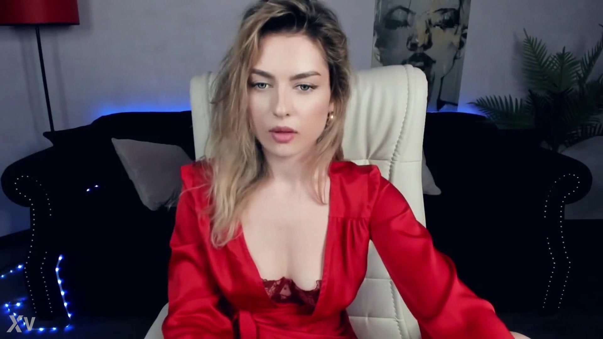 I never ask for anything - Free MILF Video