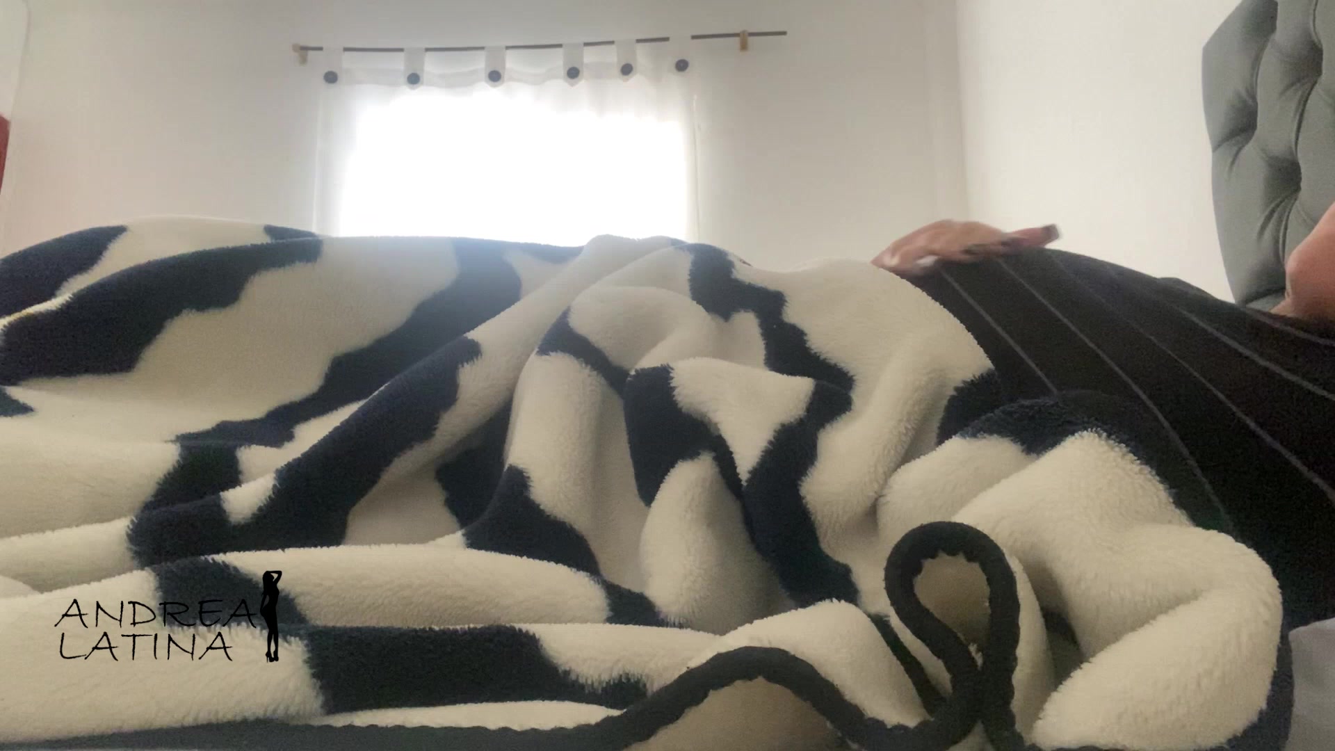Mother finds son - Free MILF Video