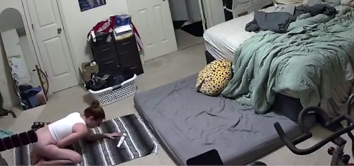 Caught masturbating stepsis blowjob - Free MILF Video